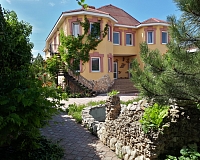 Отель Old Garden (Черноморское)