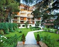 Отель Porto Mare в Алуште, вид снаружи Отель Porto Mare (Алушта)