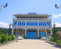 Отель Адунеи (Сухум)