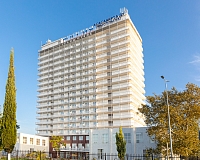 Отель Гранд отель Россия (Гудаута)