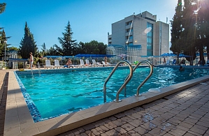 Фотографии объекта
							Санаторий «Голубая Волна» Алушта, Крым