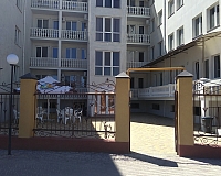 Отель Никос (Саки)