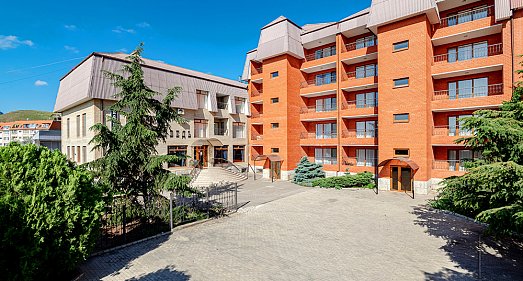 Отель Медведь Коктебель - официальный сайт