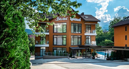 Отель Вальс Цветов п. Красная Поляна - официальный сайт