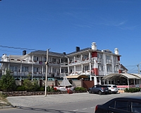 Отель Два Маяка (Севастополь)