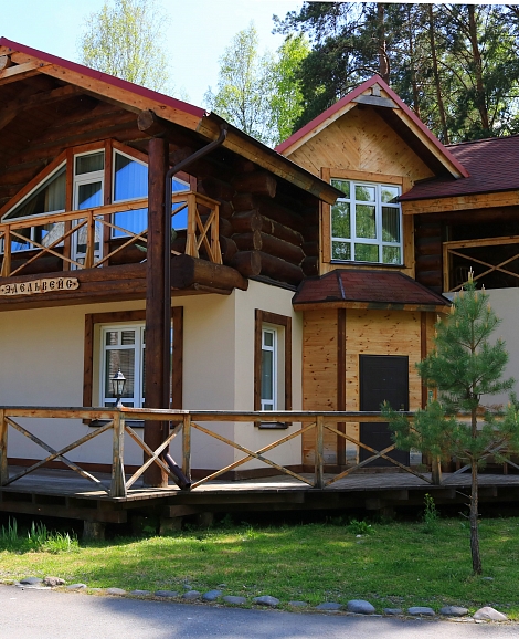 Отель «Лесотель» Горный Алтай