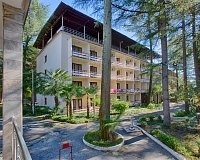 Отель Айтар (Сухум)